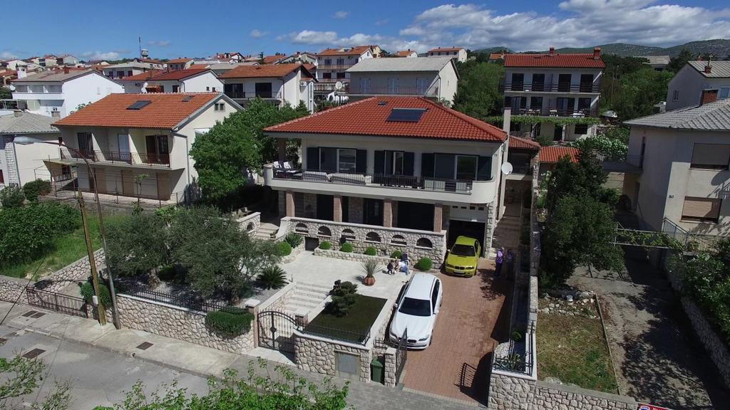 Biuk Apartments Novi Vinodolski Exterior photo